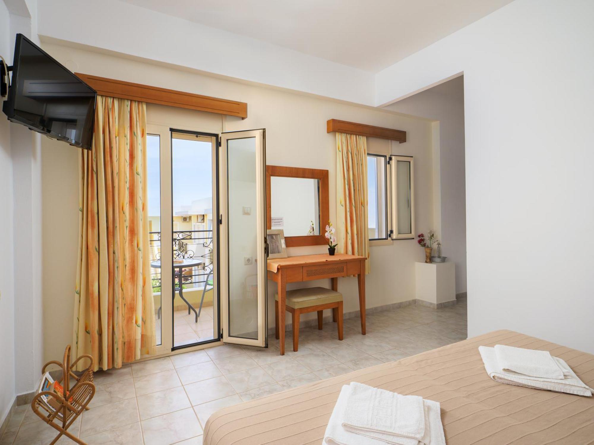 Fotis Studios Apartments Gouves Dış mekan fotoğraf